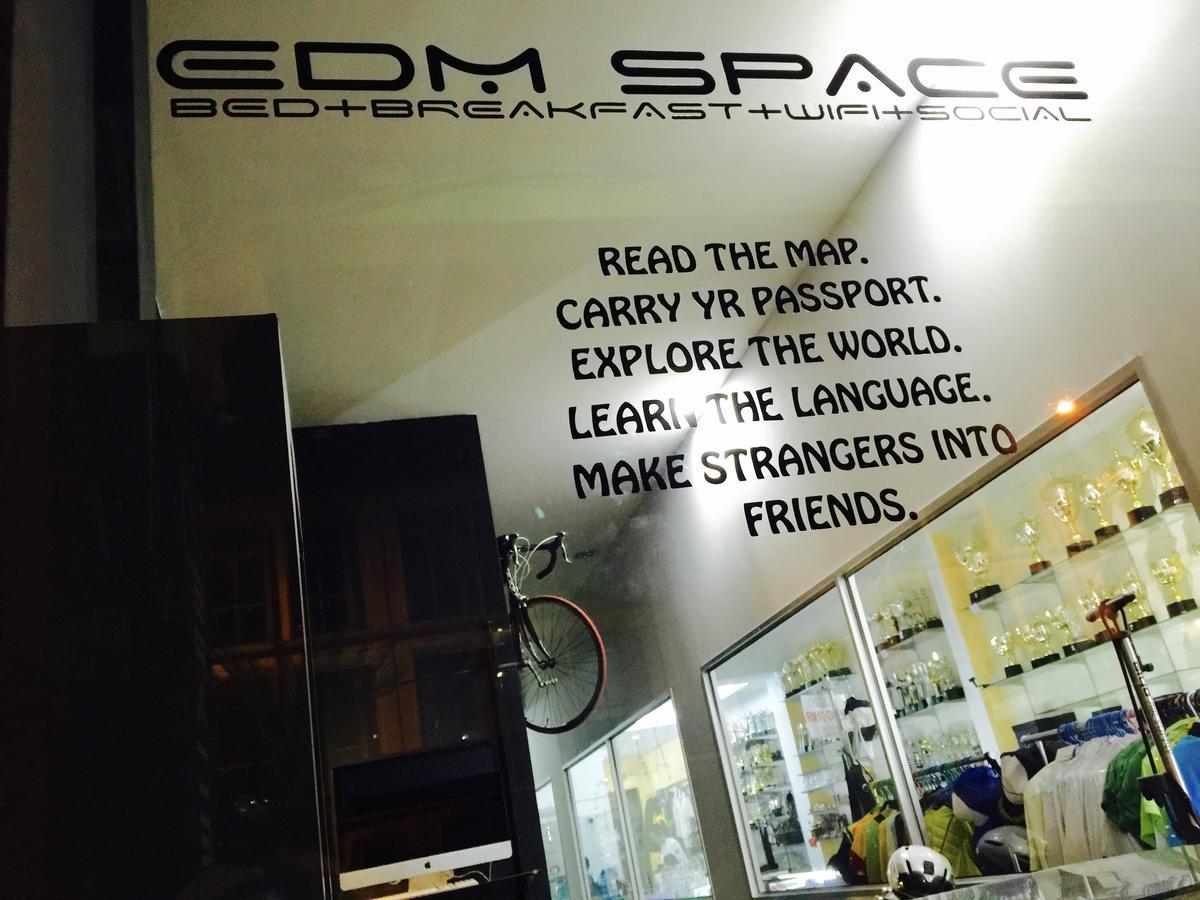 Edm Space Ipoh Exterior foto